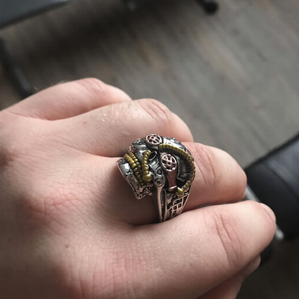 Artistic Skull Steampunk Ring eye-catching