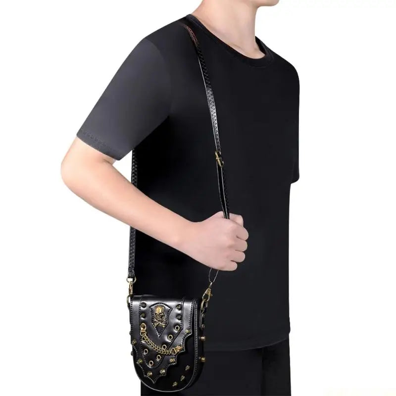 Black Riveted Steampunk Shoulder durabe