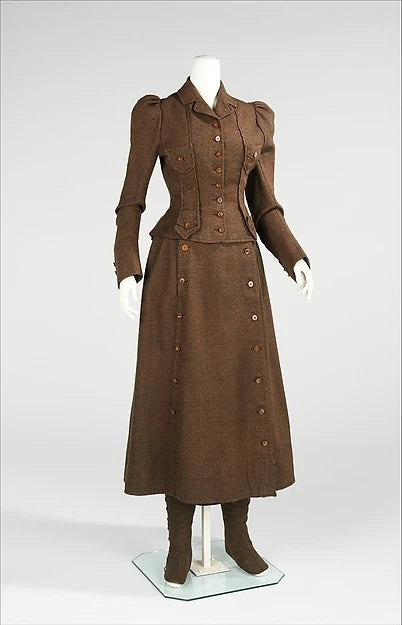 Complete Women’s Steampunk Costume Brown Design