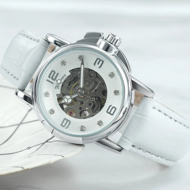 Elegant Minimalist Steampunk Women’s Watch