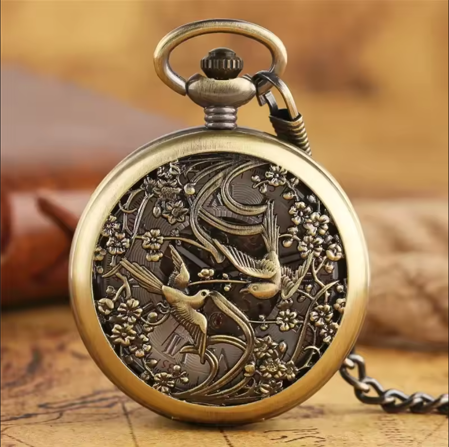 Magpie Steampunk Pocket Watch fashion