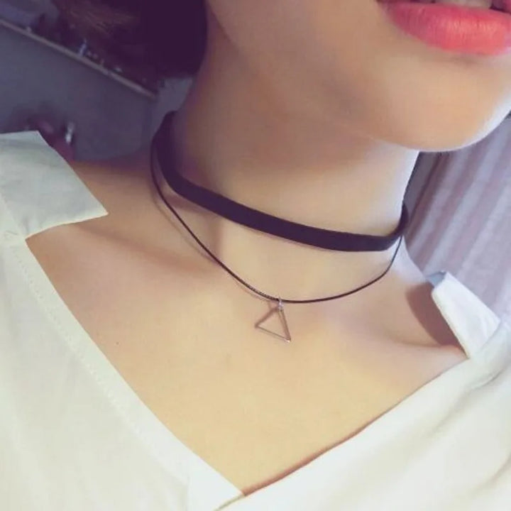 Minimalist Steampunk Choker Necklace tendance