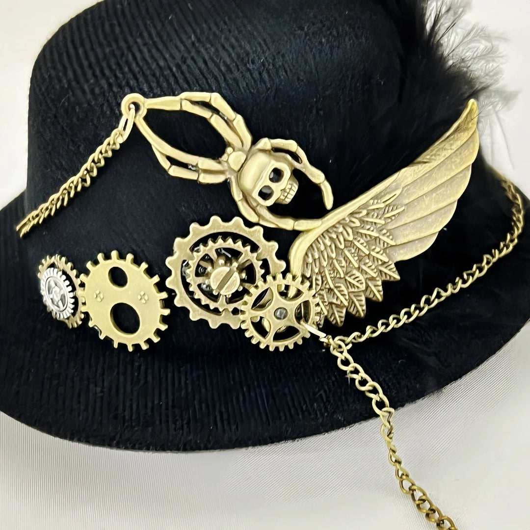 Retro Steampunk Bowler Hat With Feathers – vintage style