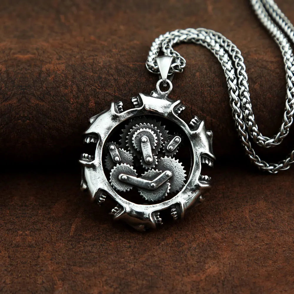 Retro Steampunk Gear Necklace elegant