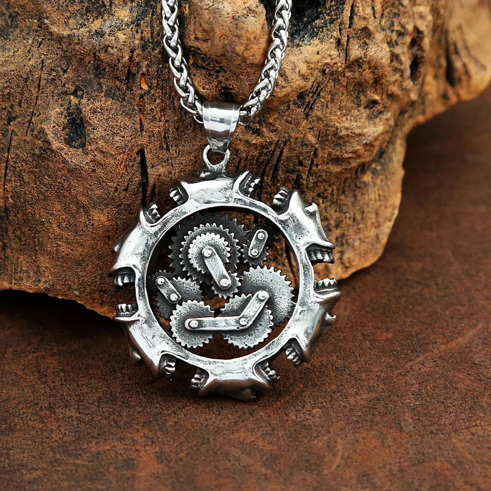 Retro Steampunk Gear Necklace unique