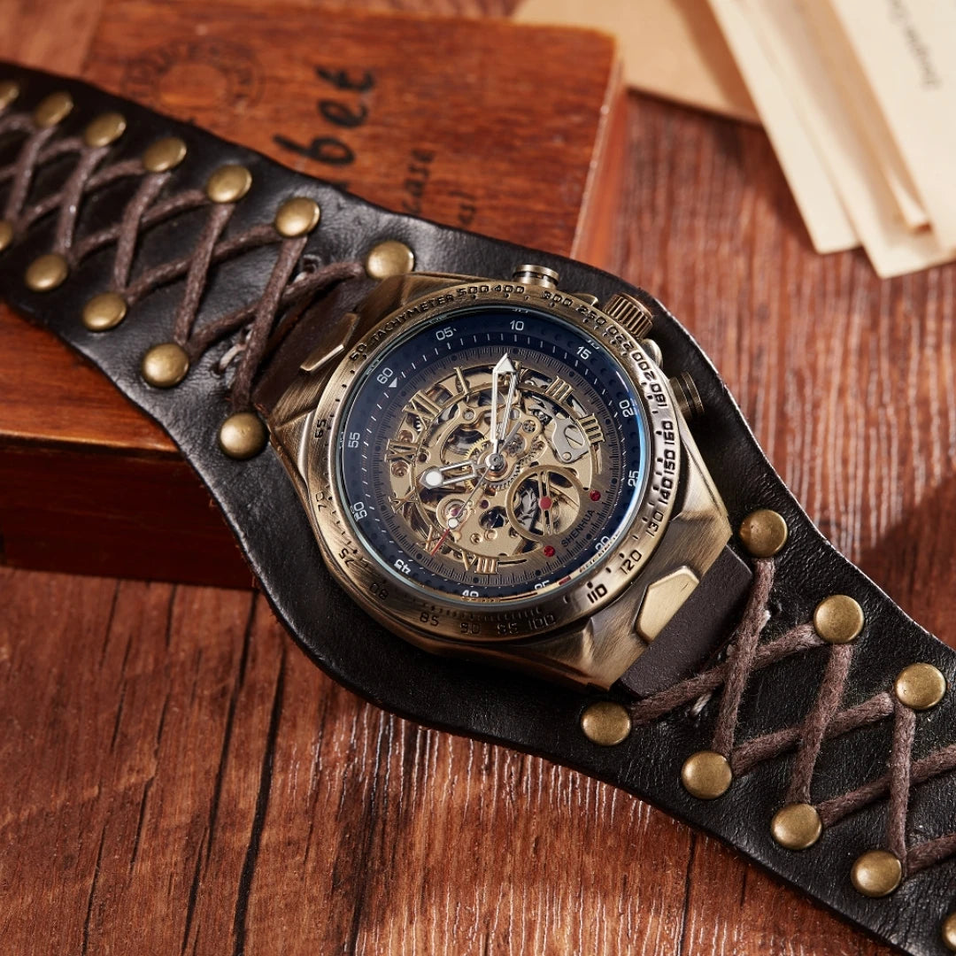  Retro Steampunk Lace-up Wristwatch tendance