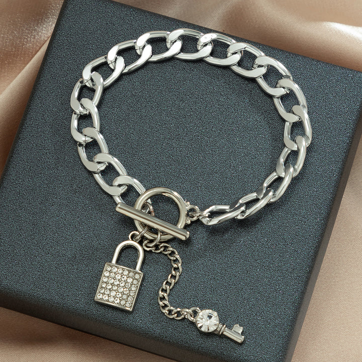 Silver Steampunk Bracelet With Padlock chic