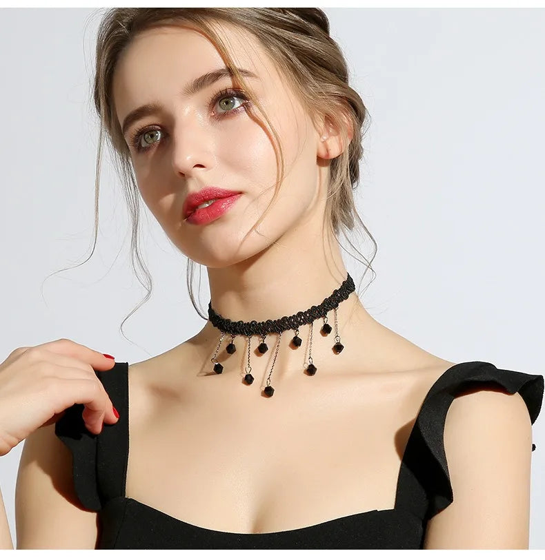 Steampunk Choker Necklace With Dangling Pearls chic