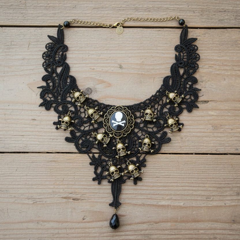 Steampunk Choker Necklace With Skulls