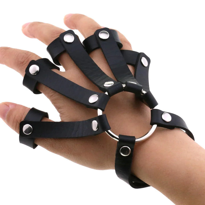 Steampunk Finger PU Leather Cuff Bracelet chic