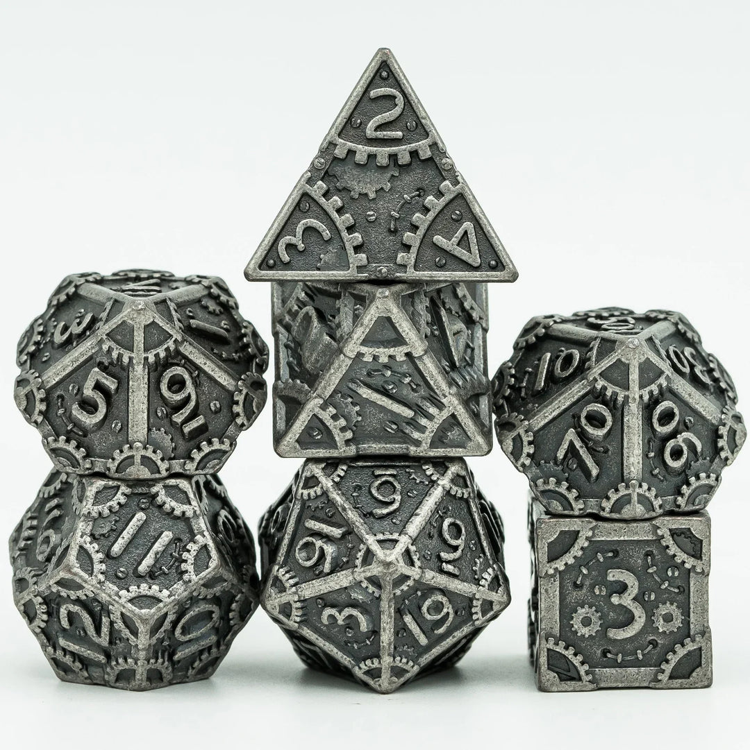 Steampunk Gear Dice eye-catching