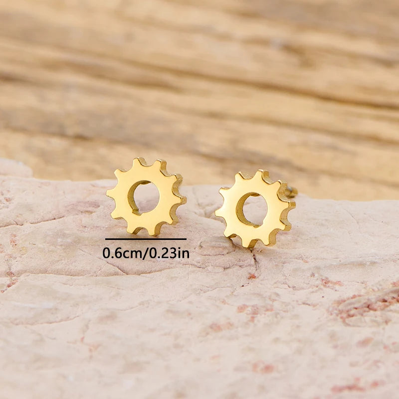 Steampunk Gear Ear Studs tendance