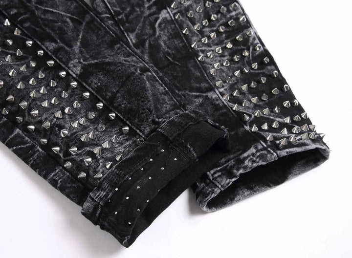 Steampunk Jeans With Rivets – bold design