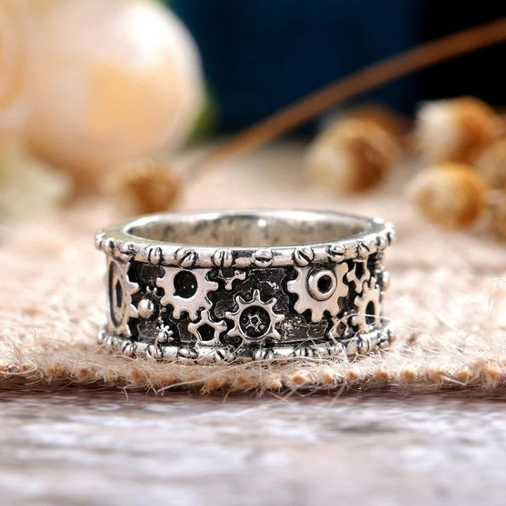 Steampunk Ring With Raised Gears