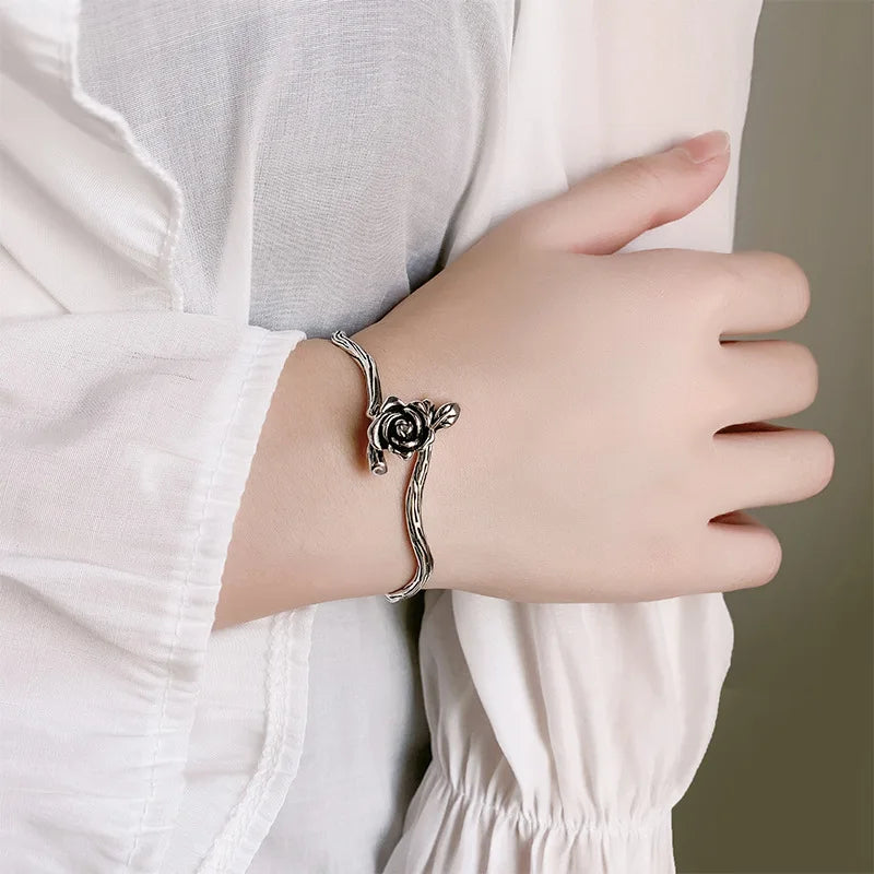 Steampunk Rose Flower Bracelet In Silver elegant