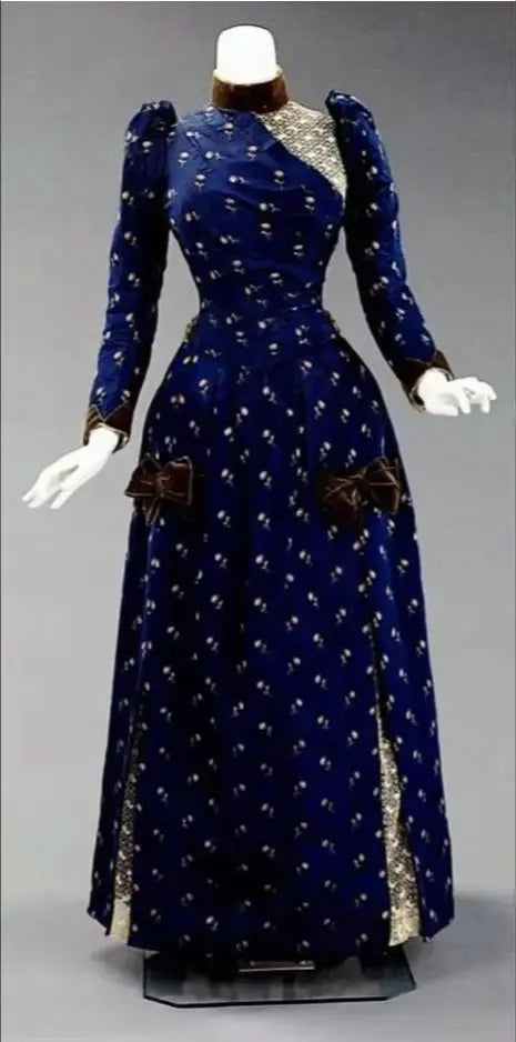 Victorian Steampunk « Duchess » Style Costume Design