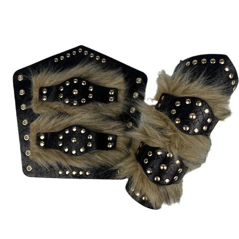 Viking Steampunk Bracelet With Faux Fur tendance