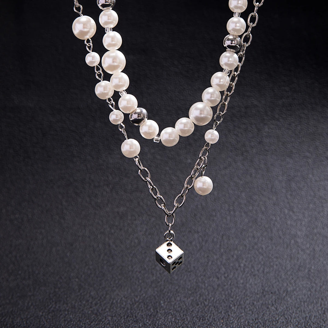 White Pearl Steampunk Necklace tendance